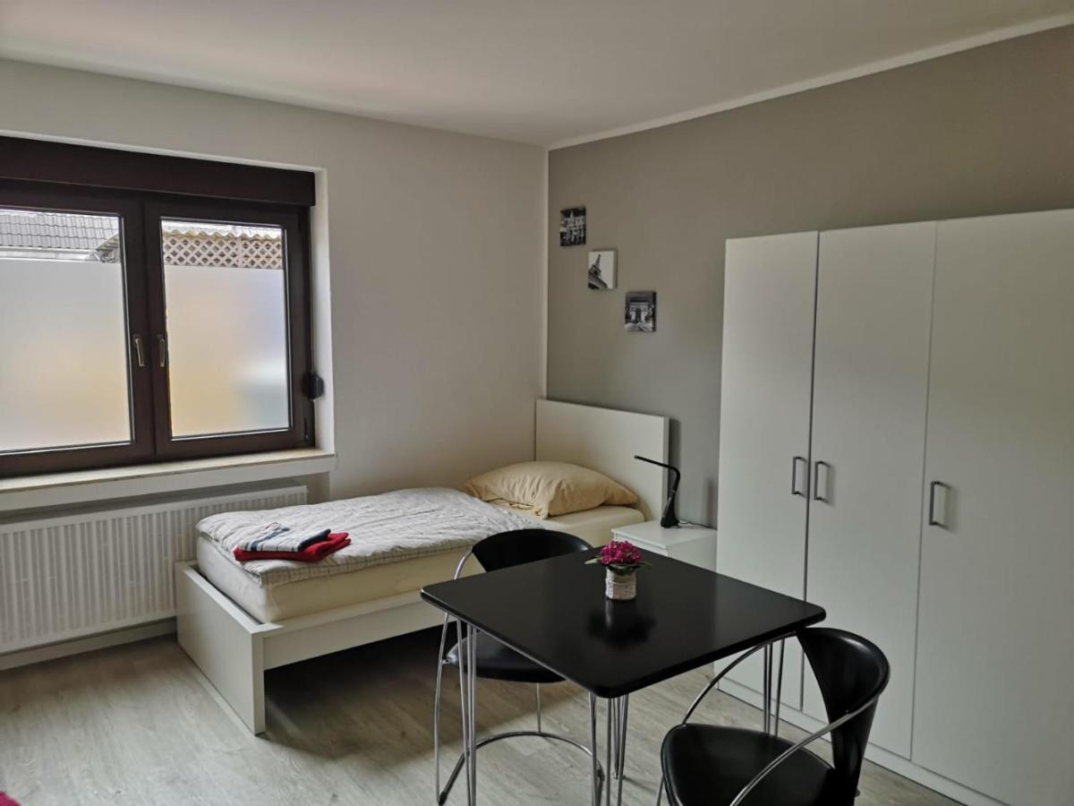 Gemuetliches Ferienzimmer Hürth Εξωτερικό φωτογραφία